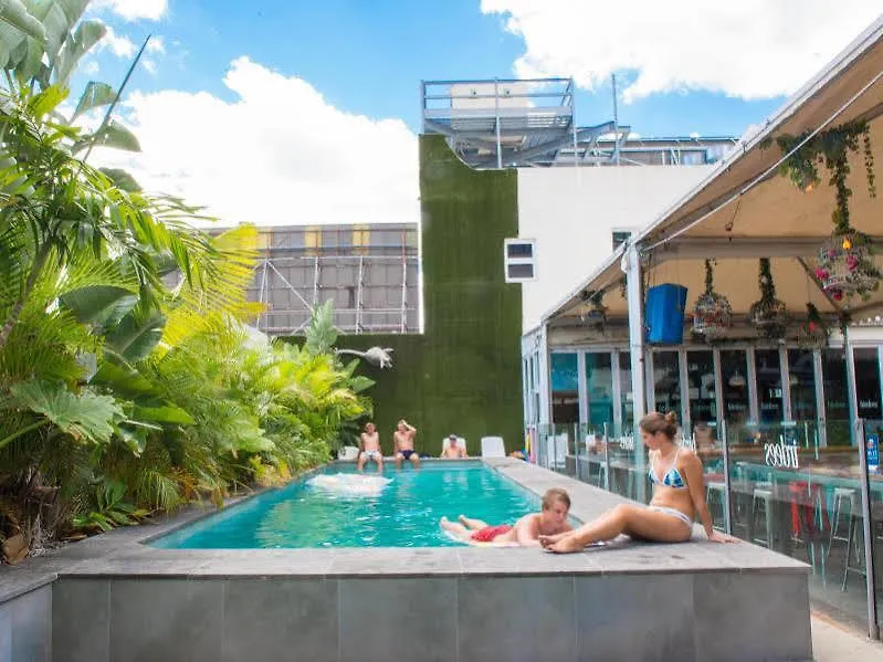 Bunk Brisbane Hostel Fortitude Valley